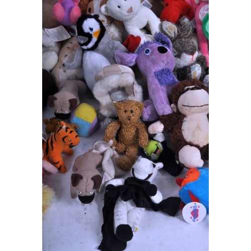 119 - Teddy Bears - a collection of 75 x assorted teddy bears / plush toys to include: TY, Huggables, Suma... 