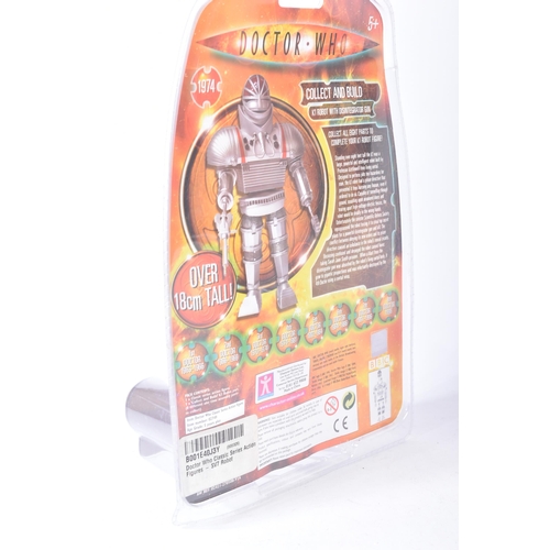 557 - Doctor Who - Character Options - x2 ' Robots Of Death ' Fourth Dr boxed action figures ' SV7 Robot '... 