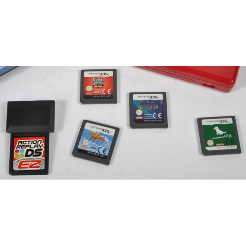 625 - Retro Gaming - Nintendo DS - a collection of handheld video games consoles, boxed and unboxed games ... 