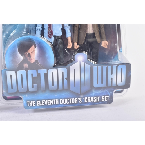 643 - Doctor Who - Character Options - x2 ' The Eleventh Doctor's Crash Set ' twin action figures. Both fa... 