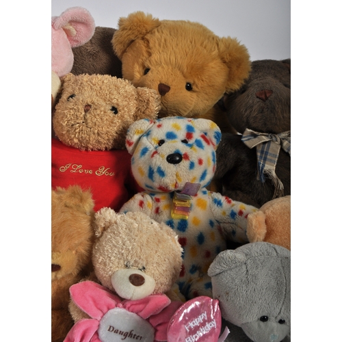 305 - Teddy Bears - a collection of x 22 assorted teddy bears / plush toys to include: Jade, Heunec, Giftw... 