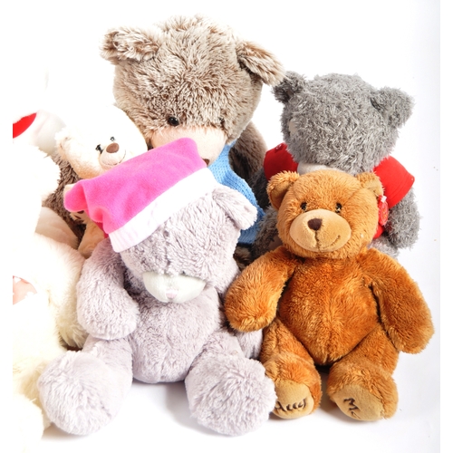 287 - Teddy Bears - a collection of x 10 assorted teddy bears / plush toys to include: PMS, Build a Bear, ... 