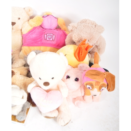 442 - Teddy Bears - a collection of x 30 assorted teddy bears / plush toys to include: Nickelodeon, Paws, ... 