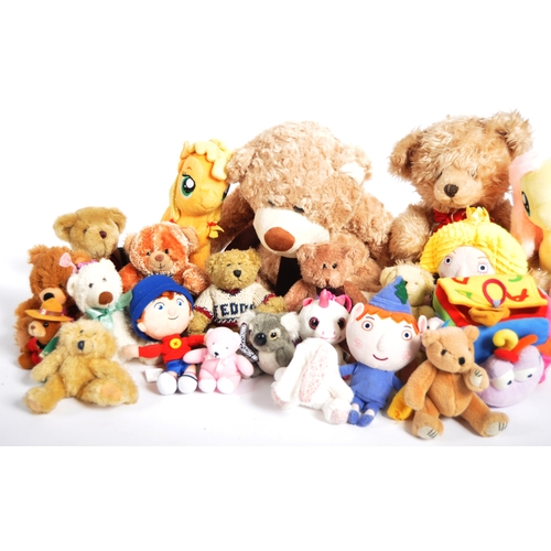 298 - Teddy Bears - a collection of x 18 assorted teddy bears / plush toys to include: Posh Paws, Russ, No... 