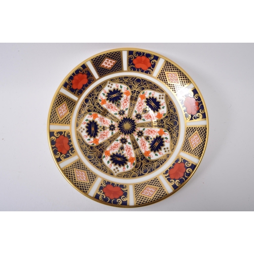 106 - Royal Crown Derby -  Teacup & Saucer - A vintage 20th century Royal Crown Derby NOS New Old Stock fi... 