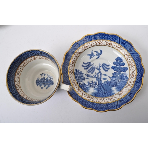 61 - Booths - Real Old Willow - A 20th century Booths ceramic transfer printed willow pattern tea service... 