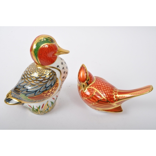 75 - Royal Crown Derby -  Red Cardinal & G.W Teal - Guild Exclusive 20 - Two vintage 20th century Royal C... 