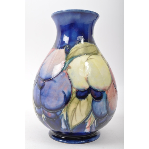 8 - Moorcroft pottery - English designer - 20th Century ceramic pottery on Hibiscus pattern. Small form ... 