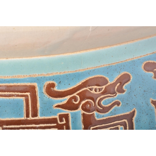 139 - An early 20th Century Chinese Republic period Oriental large porcelain planter bowl jardinière / fis... 