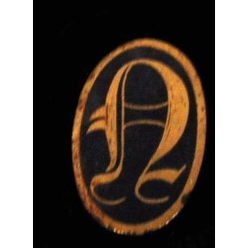 157 - A 20th century large Japanese Komai style purse / clutch bag. A black felt material, with Komai styl... 