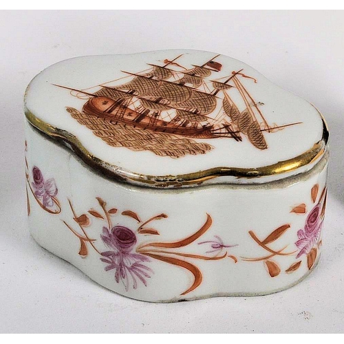 180 - A mixed collection of 18th, 19th and 20th century Indian and Chinese curiosities. To include a Tibet... 