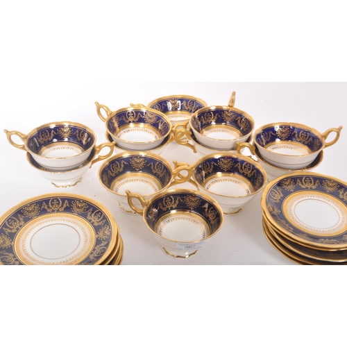 139 - An early 19th Century George III Coalport 35 x piece porcelain tea service comprising saucers, side ... 