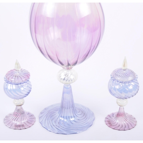 304 - A large mid 20th Century Italian Murano garniture set hand blown by Renato Handini. Comprises a larg... 