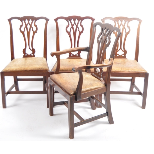 700 - A 19th century mahogany Chippendale manner set of 8 chairs comprising of 2 carvers and 6 chairs. Cha... 