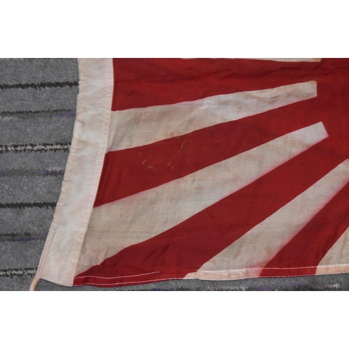 124 - A WWII Second World War interest Imperial Japanese Army ' Rising Sun ' flag. White, with central red... 