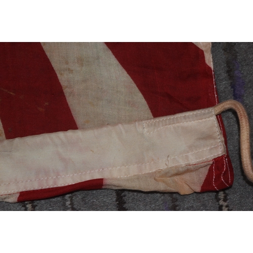 124 - A WWII Second World War interest Imperial Japanese Army ' Rising Sun ' flag. White, with central red... 