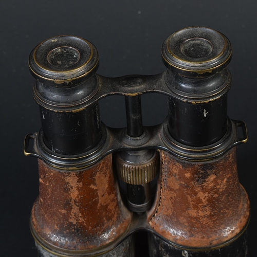 171 - WWI First World War - two pairs of original period WWI First World War binoculars, including one pai... 