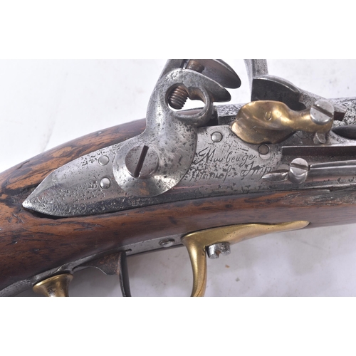 18 - An early 19th Century circa 1806 - 1814 French 1st Empire Napoleonic flintlock cavalry pistol model ... 