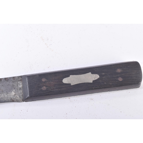 201 - A 19th Century American Civil War period Green River hunting knife. Wooden grip secured to the tang ... 