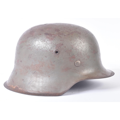 215 - A WWII Second World War Third Reich Nazi German Luftwaffe M40 pattern Stahlhelm steel combat helmet.... 