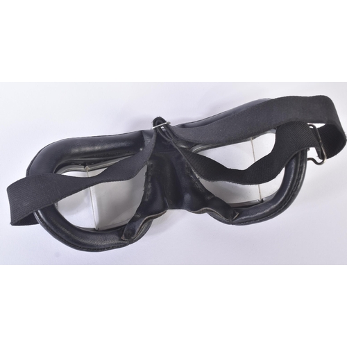 228 - A pair of contemporary Halcyon made compact motorcycle goggles. Padded leather face mask, split angl... 