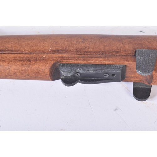 244 - A replica WWI First World War British 1914 Enfield style bolt action rifle. Dog leg style stock, int... 