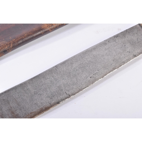 264 - A WWII Second World War British Army Galok / Machete bush knife. The machete having a wooden grip (w... 