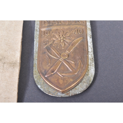 341 - A WWII Second World War Third Reich Nazi German Narvik arm shield / badge. The body of the shield fe... 