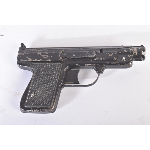 437 - An original vintage c1930s French made ' JEP Pistolet ' tinplate air pistol / BB gun. Metal construc... 