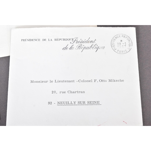 488 - From the Ferdinand Otto Miksche collection.
 Two French typewritten letters to Ferdinand Otto Miksch... 