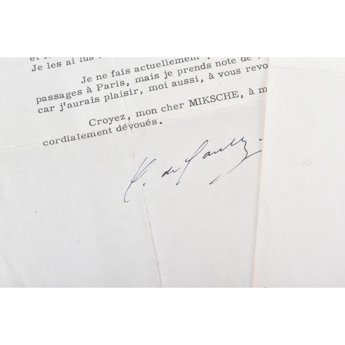 488 - From the Ferdinand Otto Miksche collection.
 Two French typewritten letters to Ferdinand Otto Miksch... 