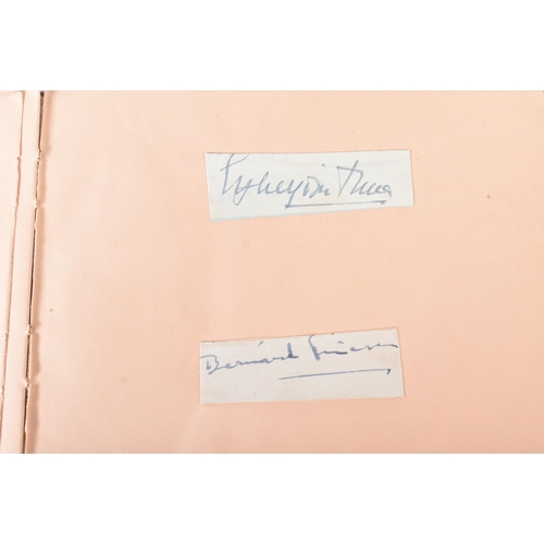 489 - From the Ferdinand Otto Miksche collection.

 Midcentury autograph album containing typewritten lett... 