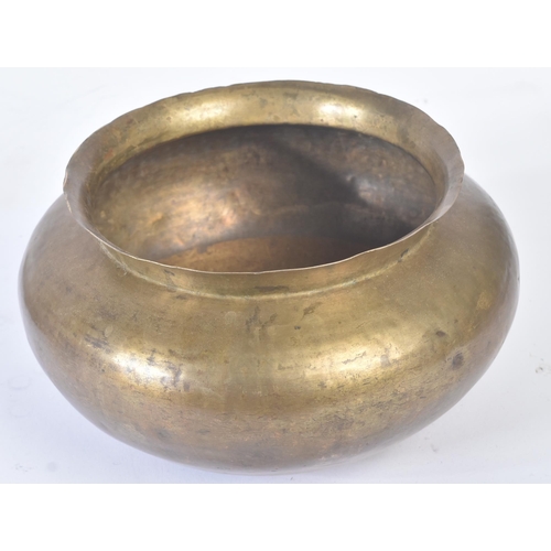 501 - Mahatma Gandhi (1869-1948) - a collection of Gandhi's personally owned and used food bowls and charg... 