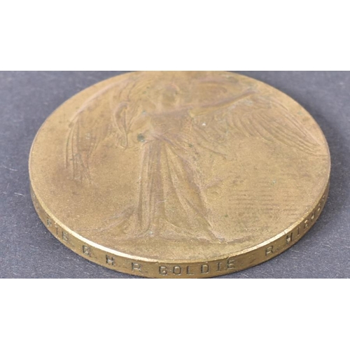 89 - An original WWI First World War British medal duo awarded to one S-18622 Private G. H. R. Goldie of ... 