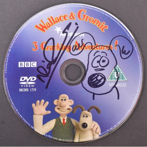 17 - Wallace & Gromit - 3 Cracking Adventures! - Nick Park (creator) - autographed DVD disc of the first ... 