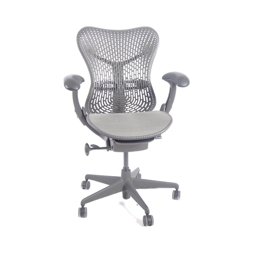 Mirra 2 task chair by online studio 7.5 for herman miller