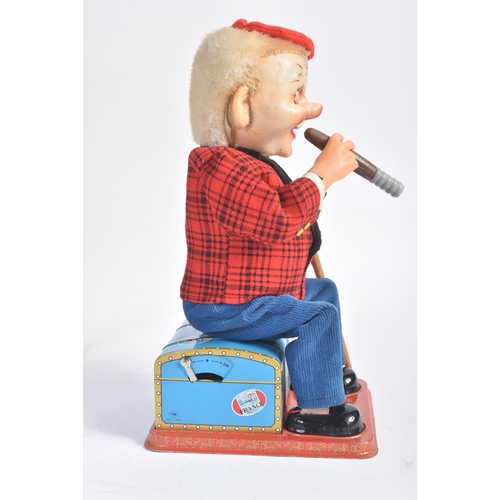 11 - Rosco Toys - McGregor - an original vintage McGregor Battery Operated tinplate toy, made in Japan. A... 