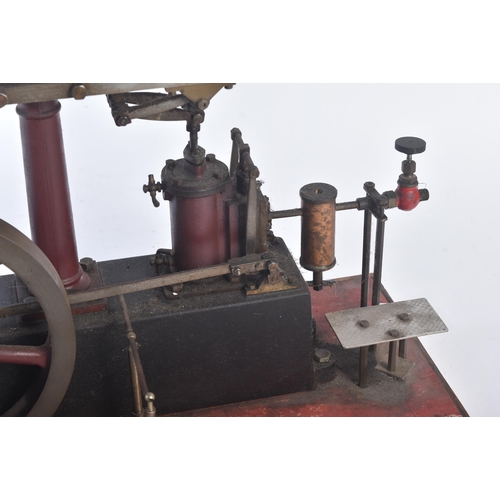 120 - Live Steam - an original vintage Stuart Turner horizontal live steam engine with single cylinder mou... 