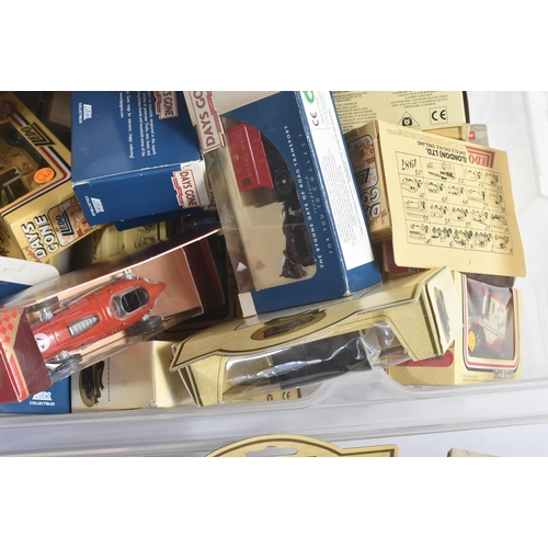 127 - A large collection of vintage Lledo Days Gone and Matchbox Models of Yesteryear / Y-Series diecast m... 