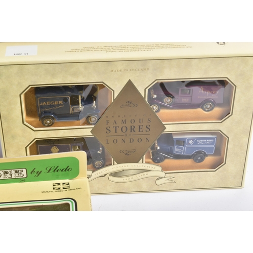 317 - A large collection of vintage Matchbox Models of Yesteryear / Y-Series, Lledo Days Gone and other di... 