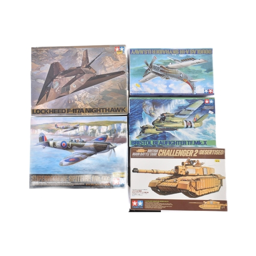 335 - A collection of x5 assorted Tamiya plastic model kits to include; 1/32 scale Supermarine Spitfire, 1... 