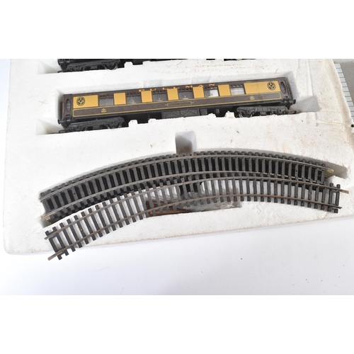 336 - A vintage Hornby OO gauge model railway trainset No. R687 Silver Jubilee Pullman. The set containing... 