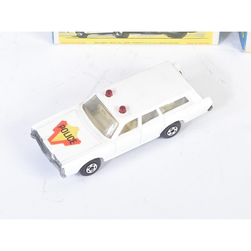 442 - A collection of x14 vintage Lesney made Matchbox diecast model cars and motorcycles of Police intere... 