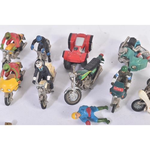 73 - A collection of assorted vintage Britains diecast motorbikes / motorcycles with plastic rider figure... 