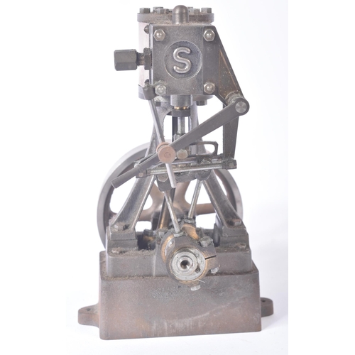 8 - A vintage scratch built hand made model of part of a stationary steam engine with piston and smooth ... 