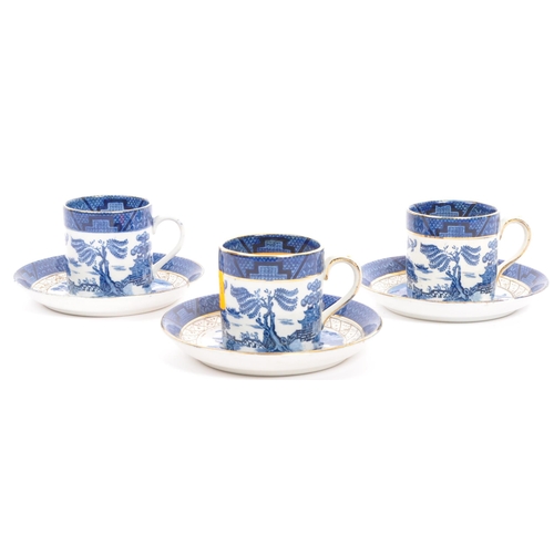 110 - Late 20th century, Royal Doulton Booths Real Old Willow (blue willow china pattern), the Majestic co... 