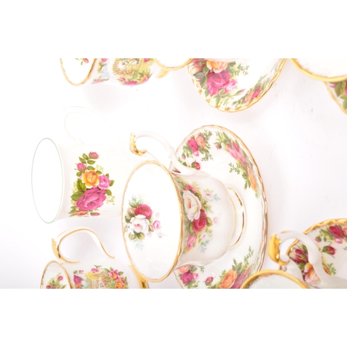 121 - A collection of vintage 20th century Royal Albert Old Country Roses and associated bone china tea se... 