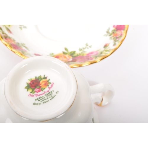 121 - A collection of vintage 20th century Royal Albert Old Country Roses and associated bone china tea se... 