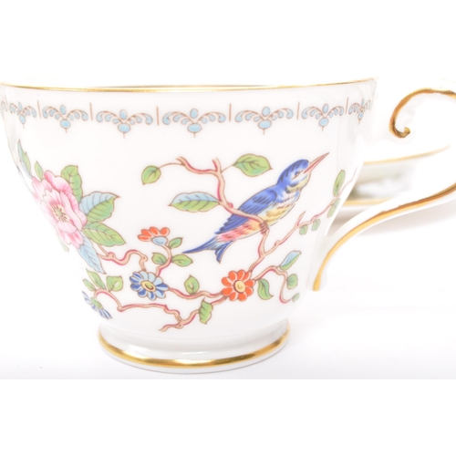 133 - Aynsley - A 20th Century vintage Aynsley bone china tea service in the Pembroke pattern. To comprise... 