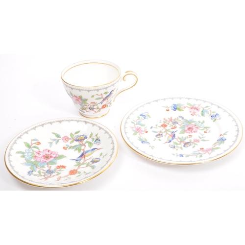 133 - Aynsley - A 20th Century vintage Aynsley bone china tea service in the Pembroke pattern. To comprise... 